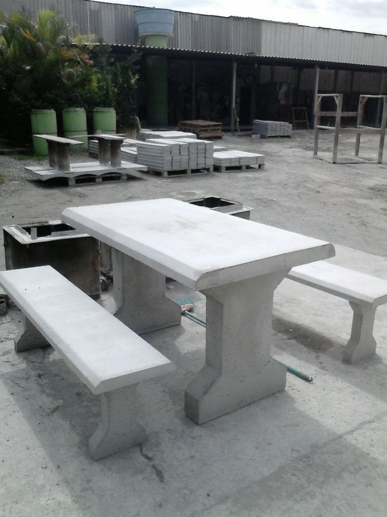 Mesa Xadrez De Concreto Com 4 Bancos - Torres